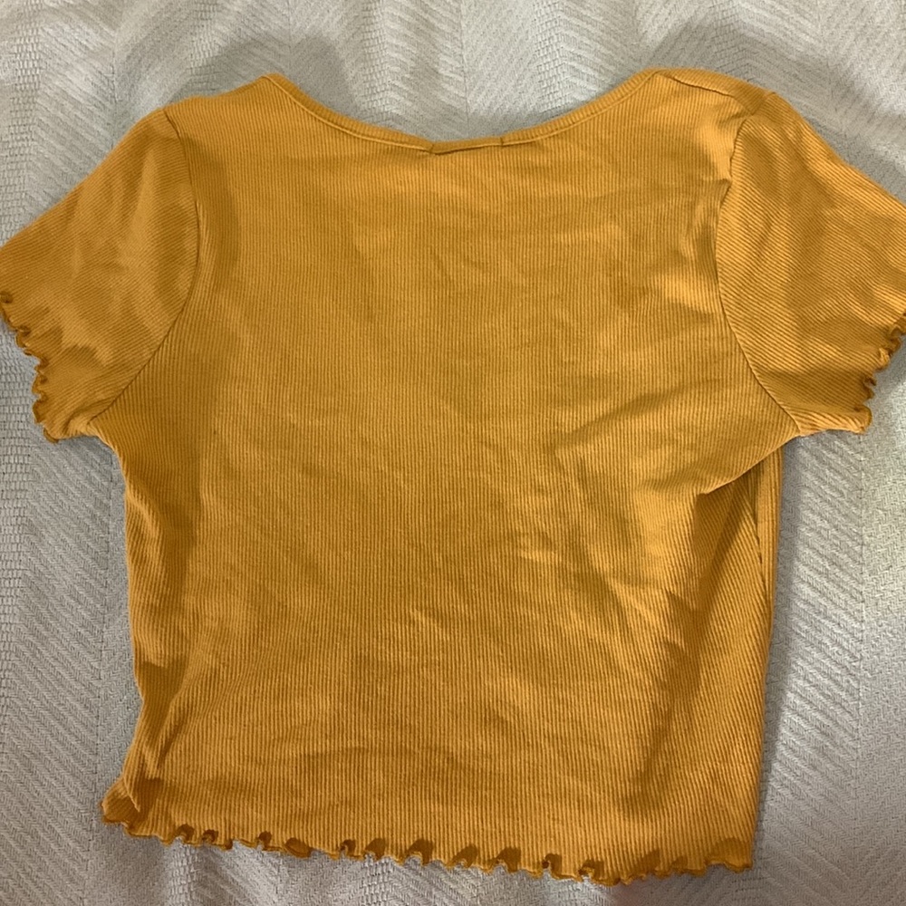 Bozzolo Yellow Crop Top - Picture 4 of 5
